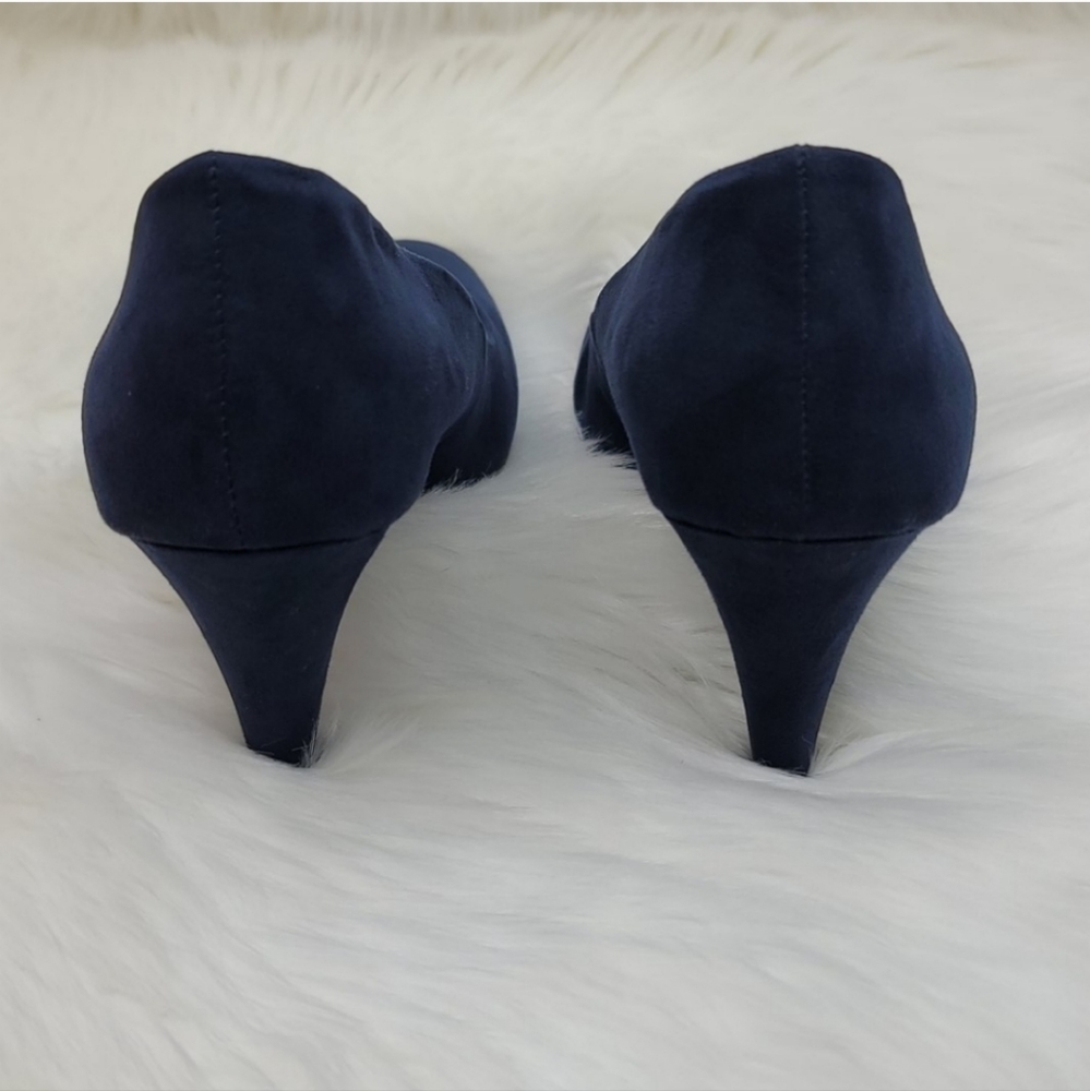 American Rag Felix Closed Toe Classic Pump Heels Navy Blue - Picture 11 of 16